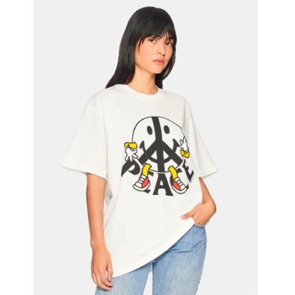 RARE Madhappy Peace Tshirt size medium